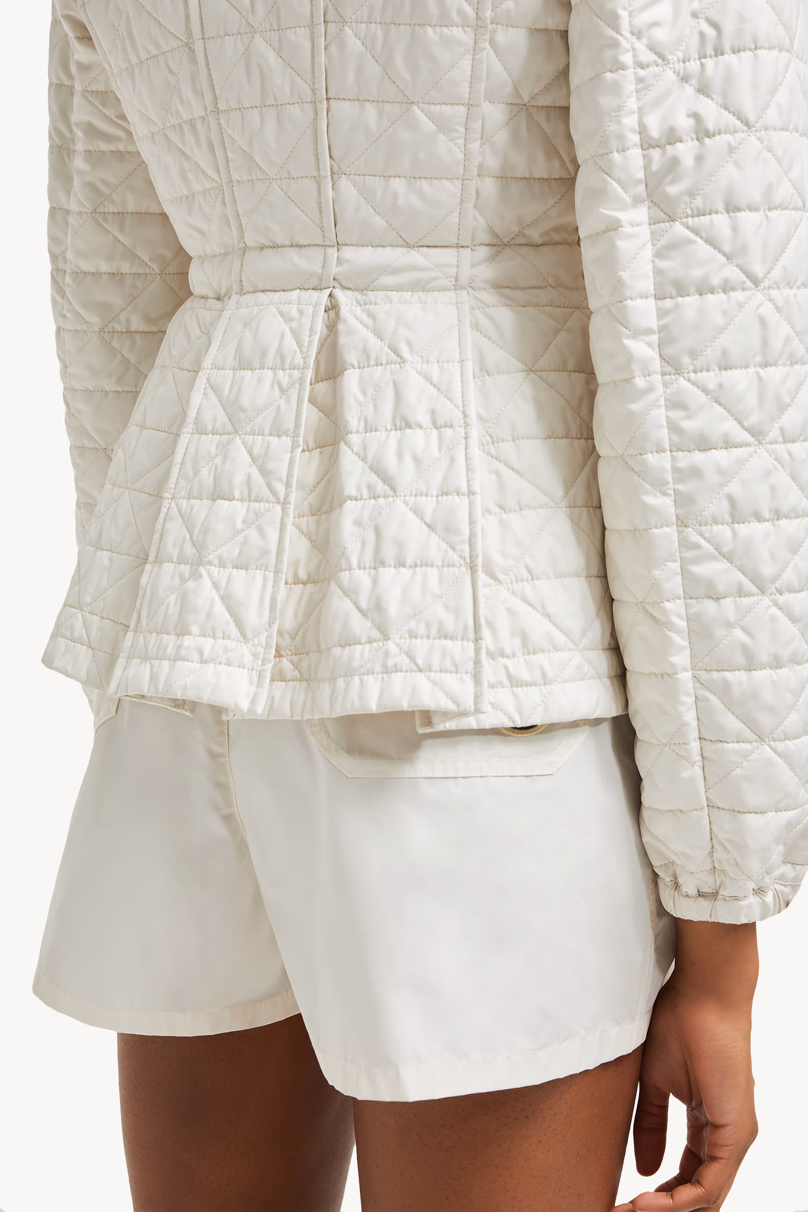 Craon Square-Quilted Short Padded Jacket White Moncler 7
